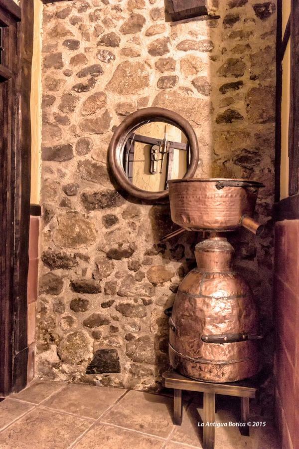 Gasthaus La Antigua Botica Pasarón Exterior foto